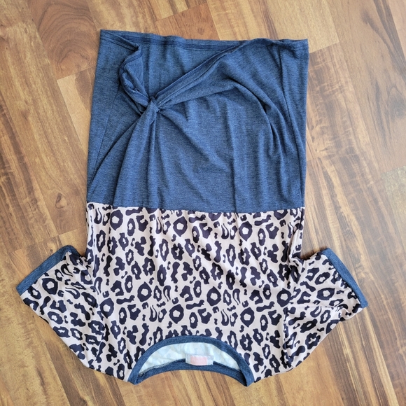 C+D+M Animal Print Color Block Tee Purchased from Filly Flair Size S - Picture 2 of 5